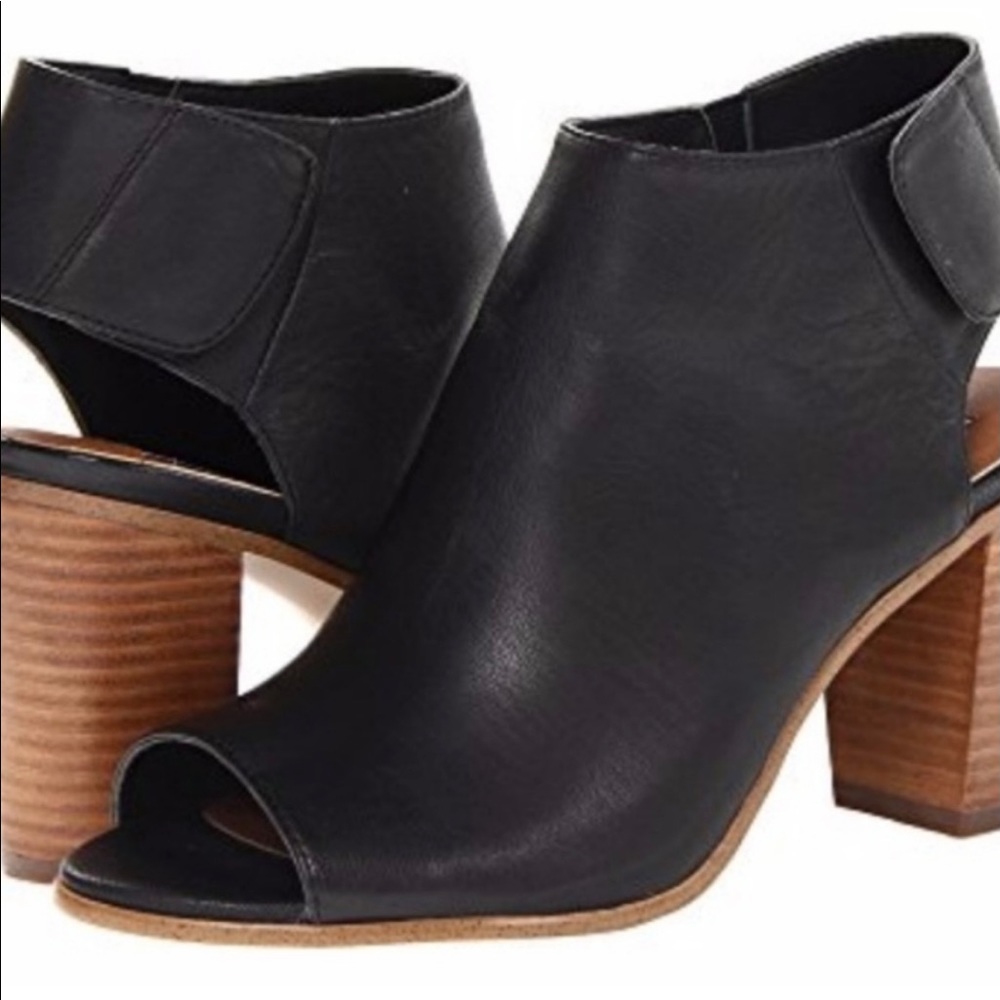 Steve Madden booties